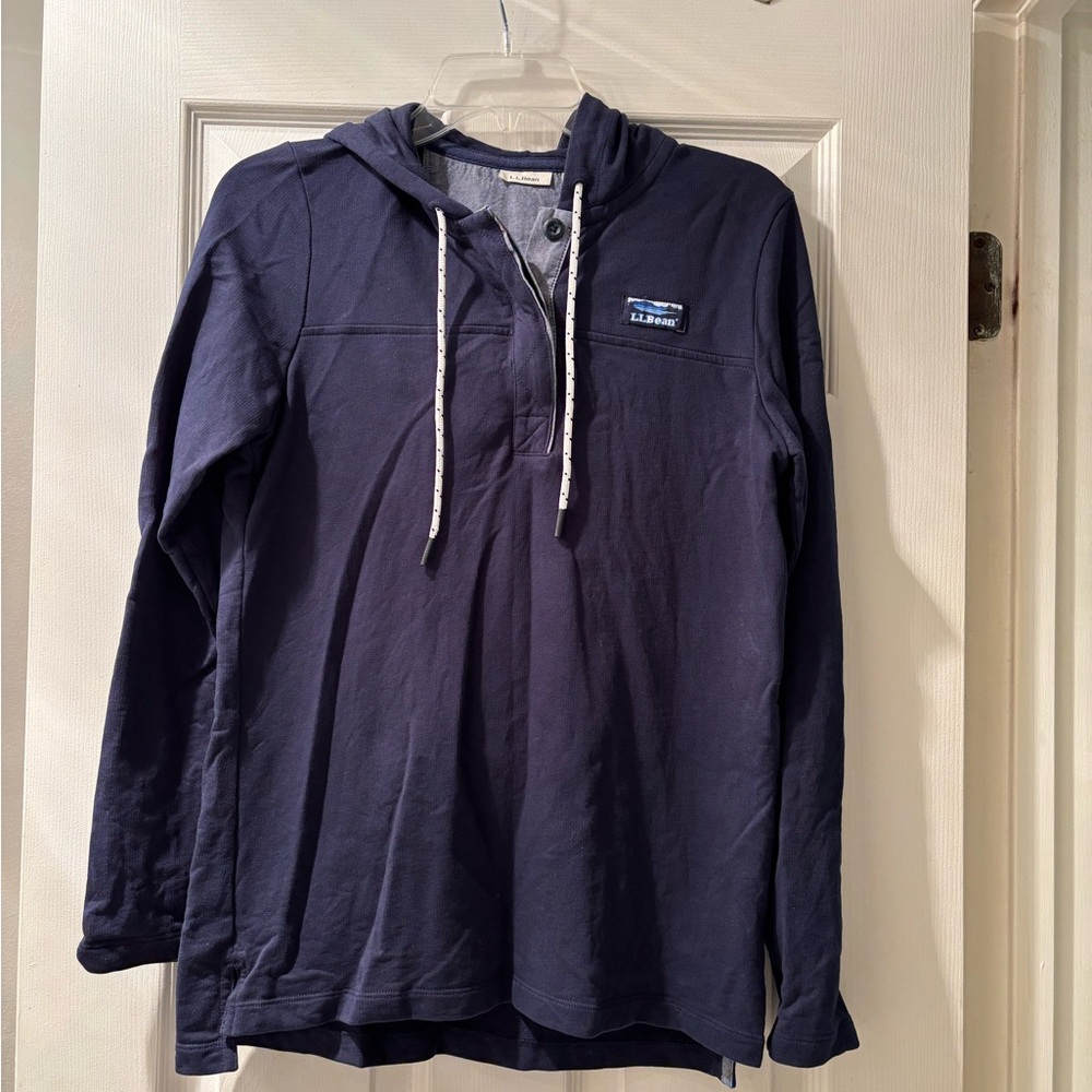 Navy Blue LL Bean Pullover Shirt